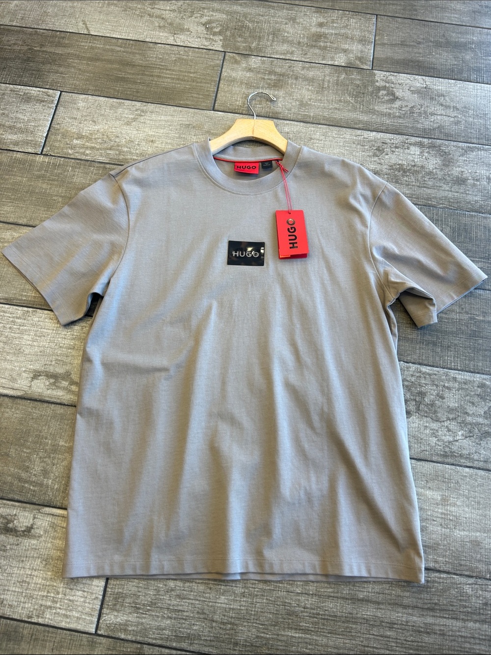 HUGO Men's Light Short Sleeve Crewneck Logo Tee NWT